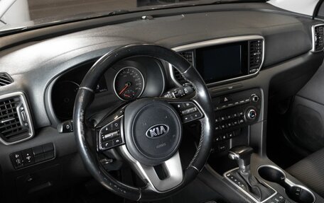 KIA Sportage IV рестайлинг, 2018 год, 2 150 000 рублей, 3 фотография