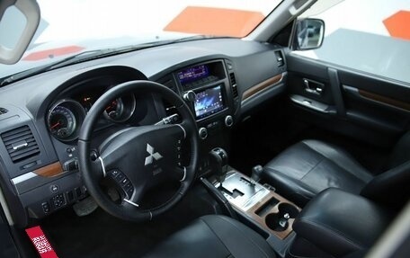 Mitsubishi Pajero IV, 2007 год, 1 300 000 рублей, 10 фотография