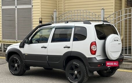 Chevrolet Niva I рестайлинг, 2017 год, 650 000 рублей, 7 фотография