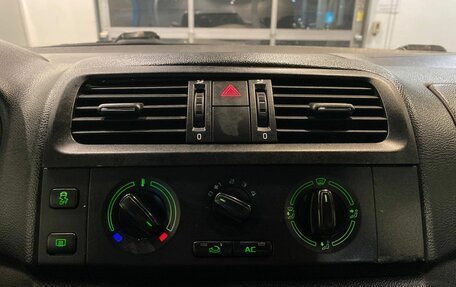 Skoda Fabia II, 2013 год, 646 000 рублей, 15 фотография