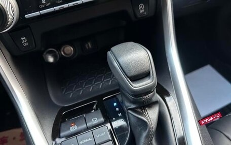 Toyota RAV4, 2025 год, 3 100 000 рублей, 14 фотография