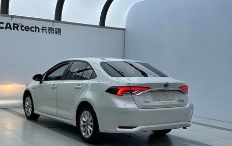 Toyota Corolla, 2021 год, 1 978 000 рублей, 4 фотография