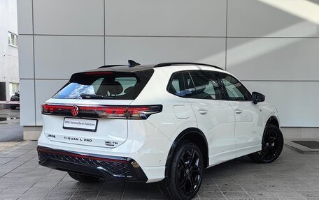 Volkswagen Tiguan, 2025 год, 5 190 000 рублей, 5 фотография