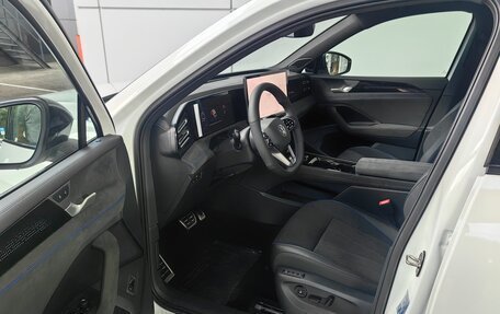Volkswagen Tiguan, 2025 год, 5 190 000 рублей, 10 фотография