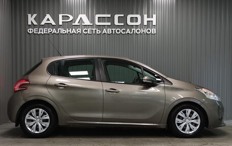 Peugeot 208 II, 2013 год, 630 000 рублей, 6 фотография