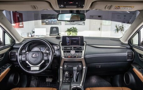 Lexus NX I, 2020 год, 3 998 000 рублей, 28 фотография