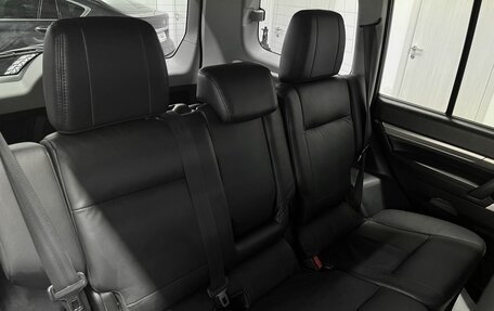 Mitsubishi Pajero IV, 2011 год, 1 645 000 рублей, 13 фотография