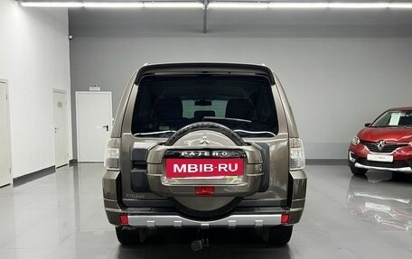 Mitsubishi Pajero IV, 2011 год, 1 645 000 рублей, 4 фотография