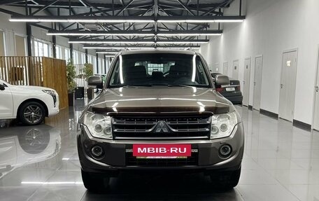Mitsubishi Pajero IV, 2011 год, 1 645 000 рублей, 3 фотография
