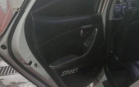 Hyundai Avante, 2011 год, 1 050 000 рублей, 2 фотография