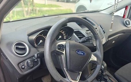 Ford Fiesta, 2016 год, 888 000 рублей, 6 фотография