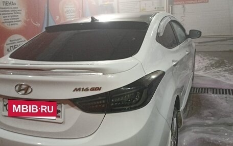 Hyundai Avante, 2011 год, 1 050 000 рублей, 6 фотография