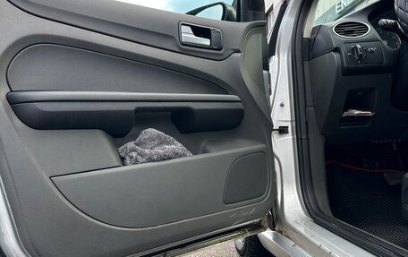 Ford Focus II рестайлинг, 2007 год, 290 000 рублей, 15 фотография