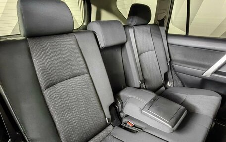 Toyota Land Cruiser Prado 150 рестайлинг 2, 2019 год, 4 849 000 рублей, 14 фотография