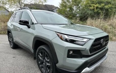 Toyota RAV4, 2022 год, 3 450 000 рублей, 3 фотография