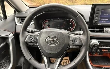 Toyota RAV4, 2022 год, 3 450 000 рублей, 15 фотография