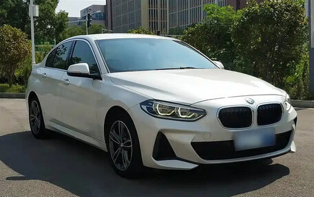 BMW 1 серия, 2021 год, 1 750 000 рублей, 3 фотография