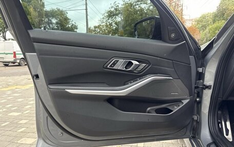 BMW 3 серия, 2023 год, 3 690 000 рублей, 19 фотография