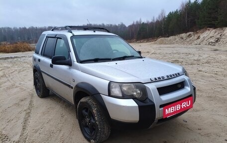 Land Rover Freelander II рестайлинг 2, 2004 год, 760 000 рублей, 3 фотография