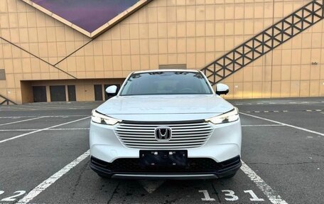 Honda Vezel, 2023 год, 1 890 000 рублей, 1 фотография