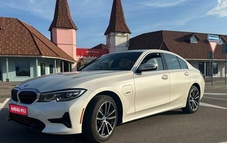 BMW 3 серия, 2021 год, 3 350 000 рублей, 1 фотография