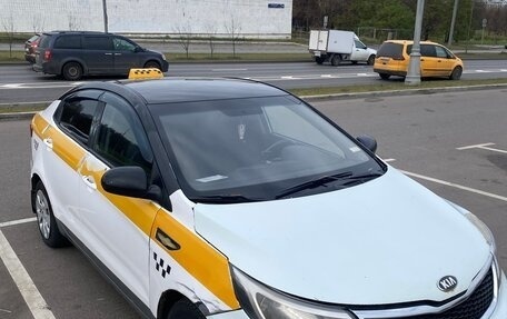 KIA Rio III рестайлинг, 2016 год, 420 000 рублей, 1 фотография