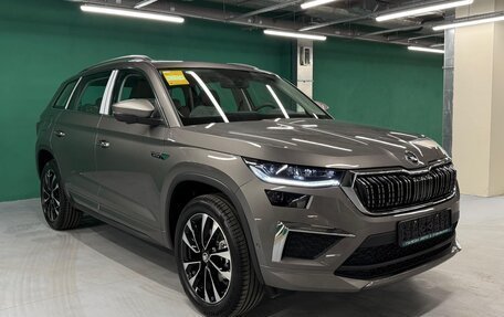 Skoda Kodiaq I, 2025 год, 4 500 000 рублей, 3 фотография