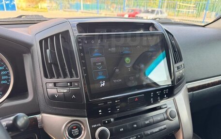 Toyota Land Cruiser 200, 2008 год, 2 400 000 рублей, 5 фотография