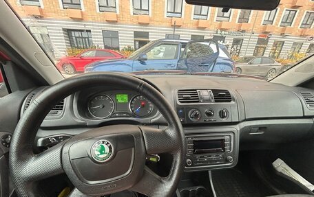 Skoda Fabia II, 2012 год, 400 000 рублей, 4 фотография