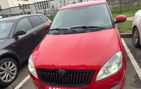 Skoda Fabia II, 2012 год, 400 000 рублей, 2 фотография
