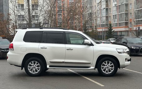 Toyota Land Cruiser 200, 2016 год, 6 500 000 рублей, 2 фотография