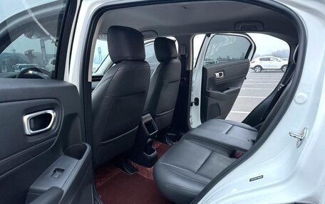 Honda Vezel, 2023 год, 1 890 000 рублей, 10 фотография