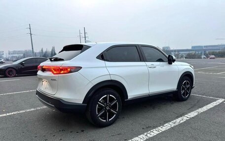 Honda Vezel, 2023 год, 1 890 000 рублей, 7 фотография