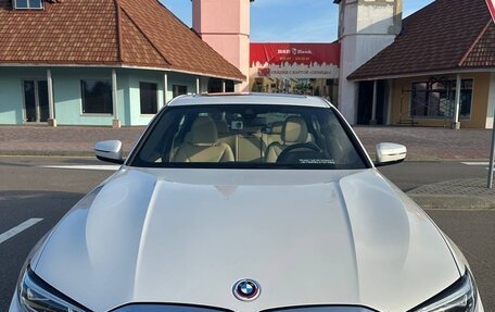 BMW 3 серия, 2021 год, 3 350 000 рублей, 8 фотография