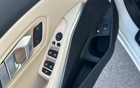 BMW 3 серия, 2021 год, 3 350 000 рублей, 16 фотография