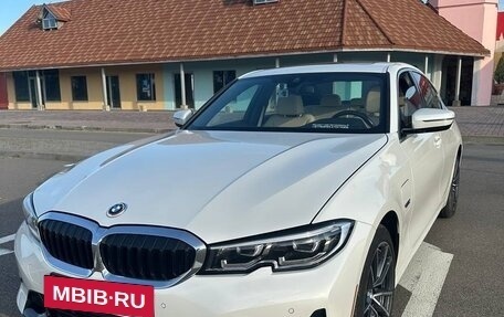 BMW 3 серия, 2021 год, 3 350 000 рублей, 6 фотография