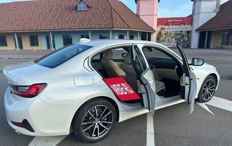 BMW 3 серия, 2021 год, 3 350 000 рублей, 11 фотография