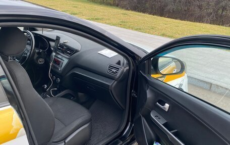 KIA Rio III рестайлинг, 2016 год, 420 000 рублей, 14 фотография