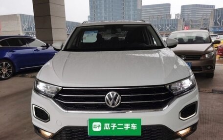 Volkswagen T-Roc I, 2021 год, 1 514 000 рублей, 2 фотография