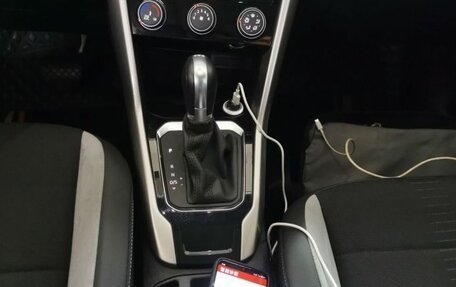 Volkswagen T-Roc I, 2021 год, 1 514 000 рублей, 12 фотография