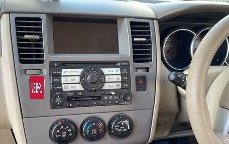 Nissan Tiida, 2004 год, 650 000 рублей, 16 фотография