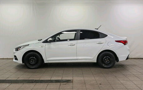 Hyundai Solaris II рестайлинг, 2018 год, 1 050 000 рублей, 3 фотография