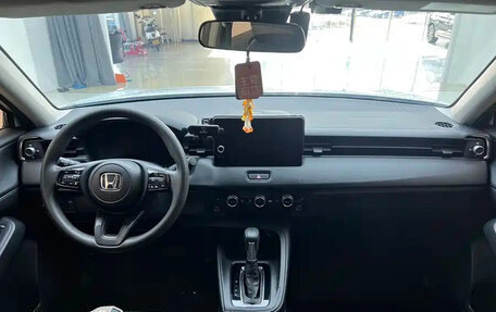 Honda Vezel, 2023 год, 1 450 000 рублей, 17 фотография