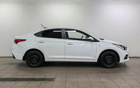 Hyundai Solaris II рестайлинг, 2018 год, 1 050 000 рублей, 4 фотография