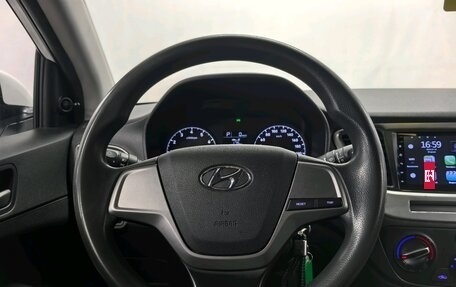 Hyundai Solaris II рестайлинг, 2018 год, 1 050 000 рублей, 12 фотография