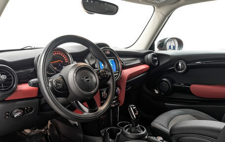 MINI Hatch, 2020 год, 2 400 000 рублей, 14 фотография