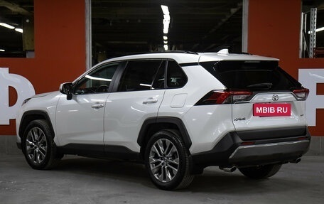 Toyota RAV4, 2022 год, 3 898 000 рублей, 7 фотография