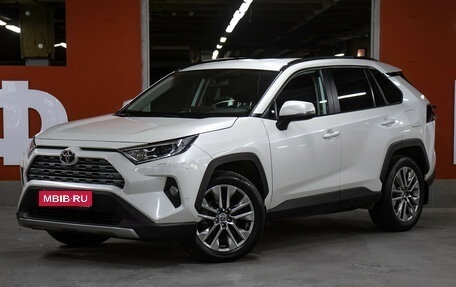 Toyota RAV4, 2022 год, 3 898 000 рублей, 1 фотография