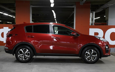 KIA Sportage IV рестайлинг, 2018 год, 2 098 000 рублей, 4 фотография