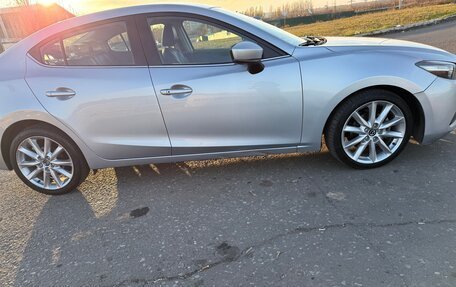 Mazda 3, 2016 год, 1 200 000 рублей, 2 фотография